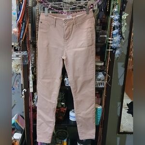 🩷Curve Appeal💚BUY 1 GET 1 FREE🩶Pink Skunny Jeans Sz 2/26